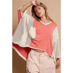 POL High-Low Contrast V-Neck Top